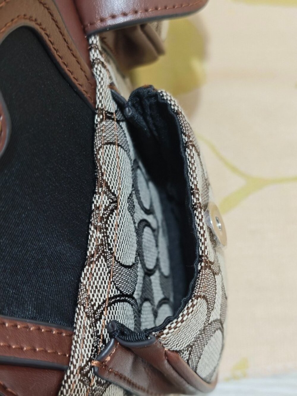 Brown Coach Signature Shoulder Crossbody Bag - Picture 10 of 11